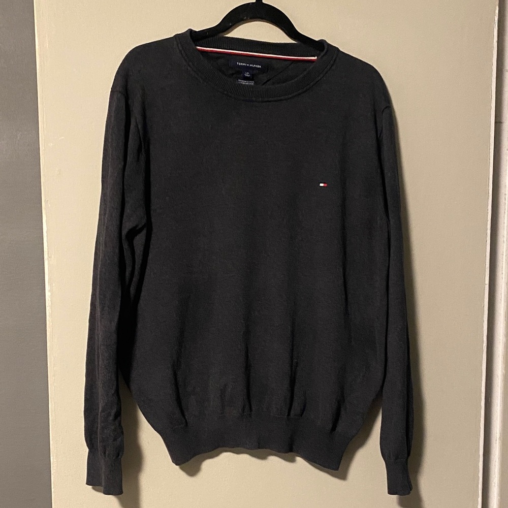 Tommy Hilfiger Men's Dark Gray Crewneck Sweater